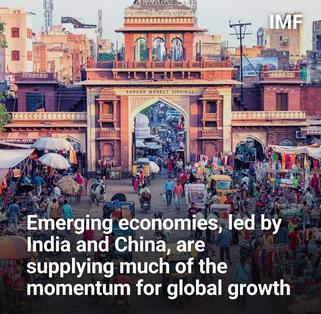 Negara-negara berkembang, dipimpin oleh India dan China, memberikan banyak momentum untuk pertumbuhan global