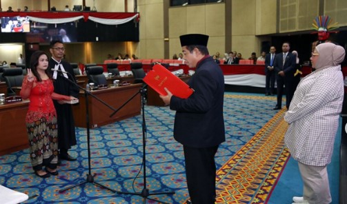 “Pelantikan PAW DPRD DKI: Dinamika Politik dan Komitmen Demokratis” di Penghujung Waktu Kampanye Pemilu 2024